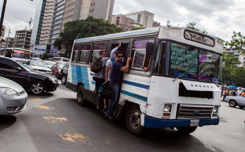 ¿Se está dando una guerra de precios en el sector transporte venezolano?